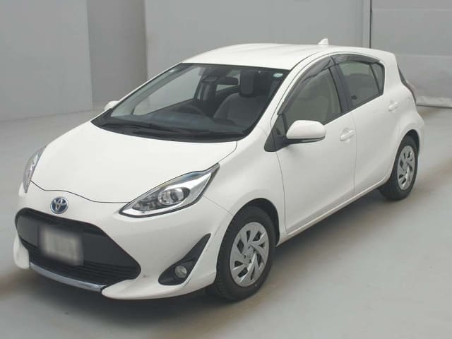 2021 TOYOTA Aqua, 