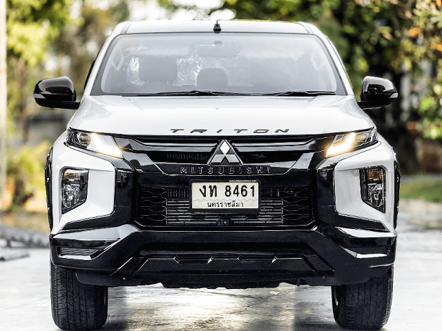 2020 MITSUBISHI Triton