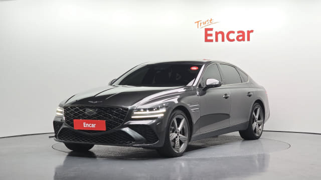 2025 Genesis G80