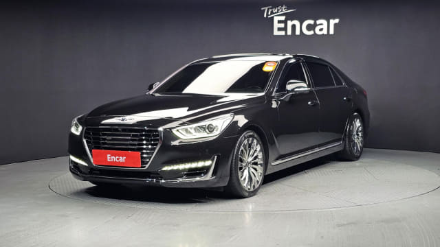 2018 Genesis EQ900