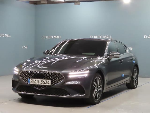 2021 Genesis G70
