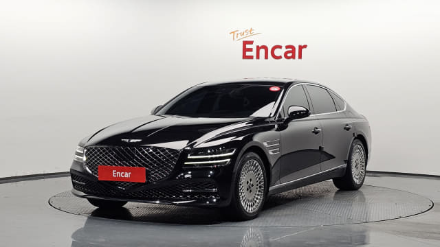 2023 Genesis G80