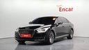 2017 Genesis EQ900