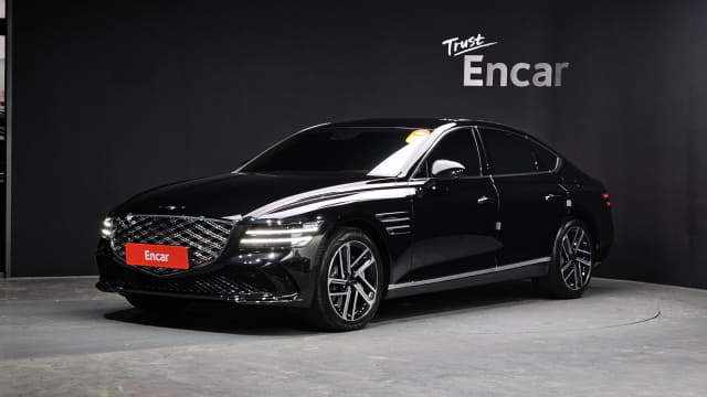 2025 Genesis G80