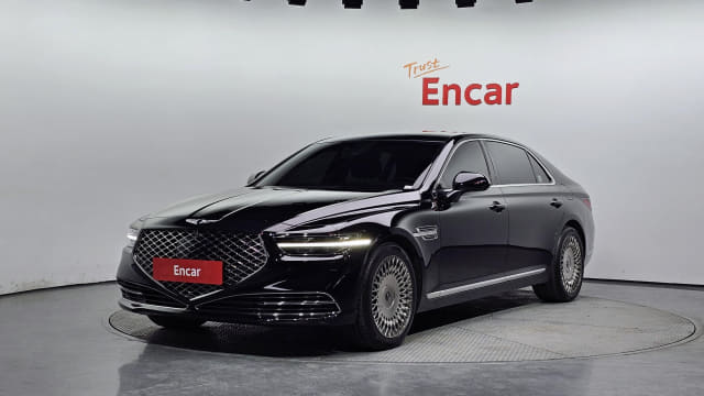 2020 Genesis G90