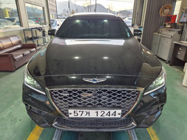 2018 Genesis G80
