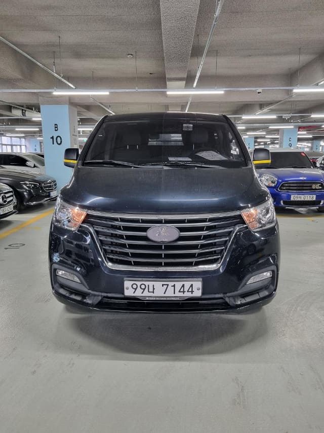 2019 HYUNDAI Grand Starex