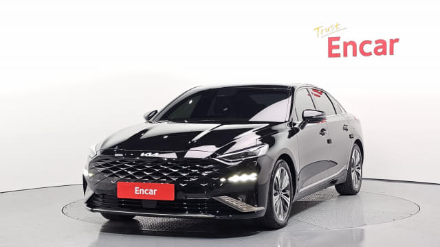 2023 KIA K8