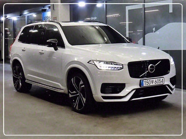 2020 VOLVO XC90