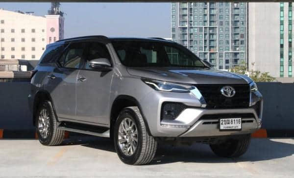 2021 TOYOTA Fortuner