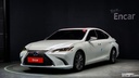 2019 LEXUS ES
