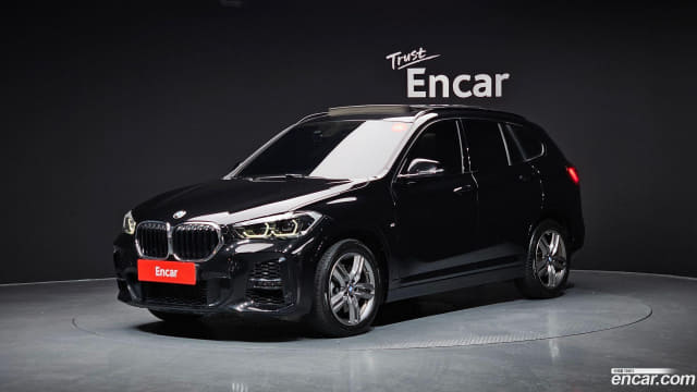 2022 BMW X1