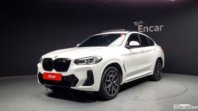 2022 BMW X4
