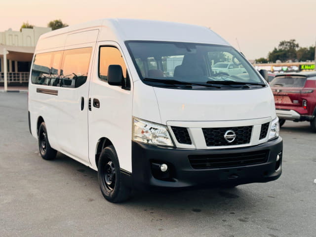 2017 NISSAN Urvan commuter