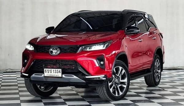 2022 TOYOTA Fortuner