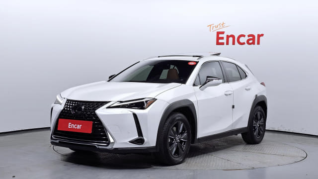 2024 LEXUS UX