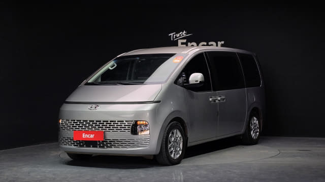 2022 HYUNDAI Staria