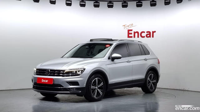 2020 VOLKSWAGEN Tiguan, 