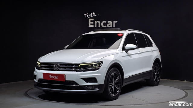 2020 VOLKSWAGEN Tiguan
