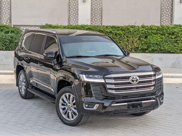 2021 TOYOTA Land Cruiser