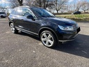 2017 VOLKSWAGEN Touareg