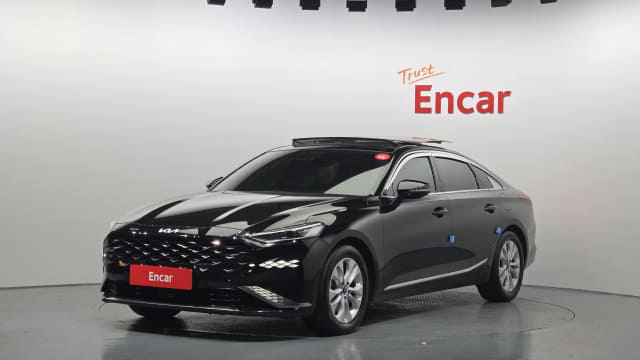 2023 KIA K8