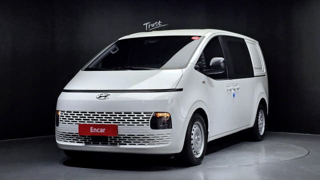 2022 HYUNDAI Staria