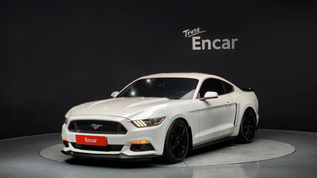 2017 FORD Mustang