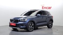 2020 VOLVO XC40