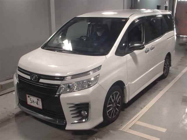 2016 TOYOTA Voxy