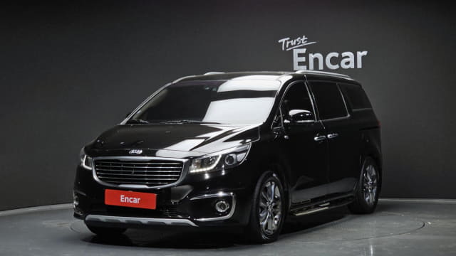 2017 KIA Carnival