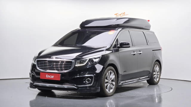 2017 KIA Carnival