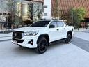 2019 TOYOTA Hilux