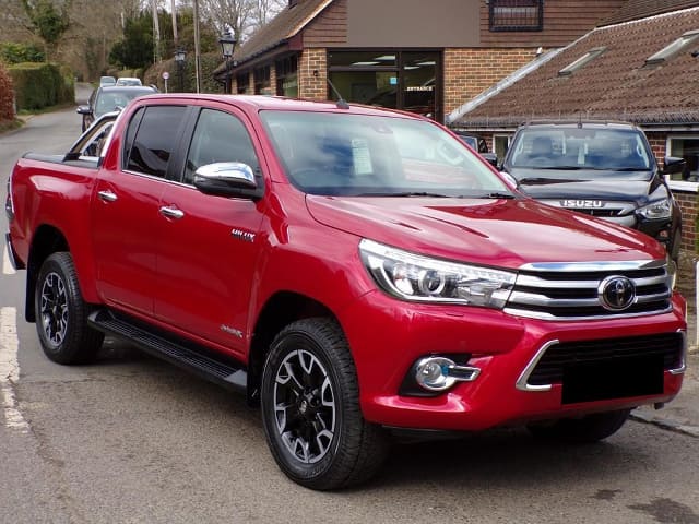2018 TOYOTA Hilux