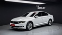 2018 VOLKSWAGEN Passat, 