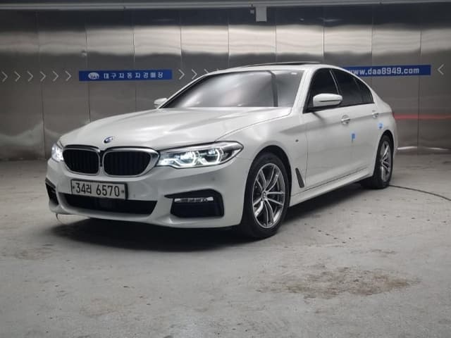2017 BMW 5 Series