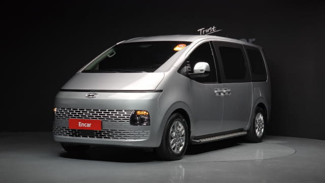2023 HYUNDAI Staria