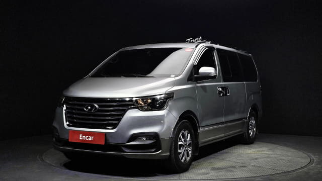 2018 HYUNDAI Grand Starex