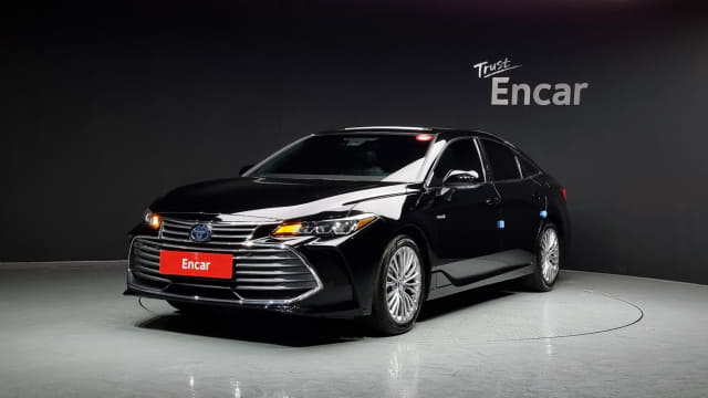 2020 TOYOTA Avalon
