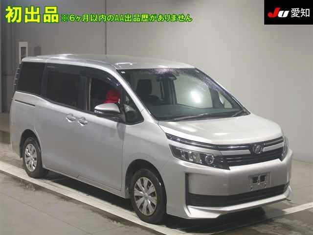 2017 TOYOTA Voxy