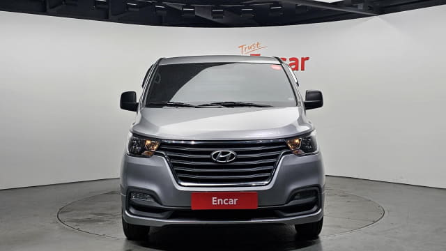 2019 HYUNDAI Grand Starex