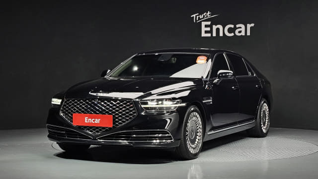 2021 Genesis G90
