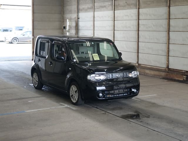 2016 NISSAN Cube