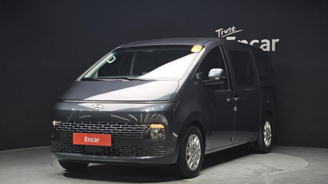 2023 HYUNDAI Staria