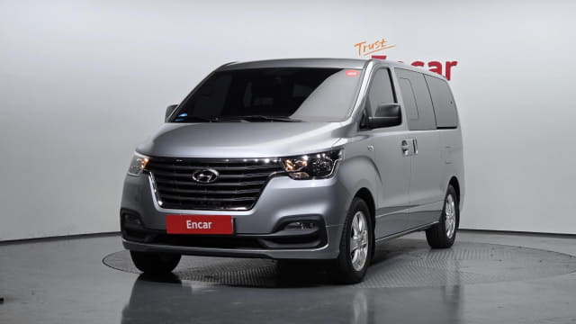 2020 HYUNDAI Grand Starex