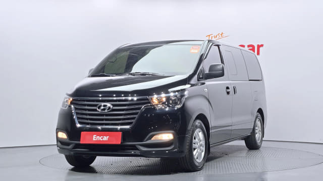2021 HYUNDAI Grand Starex