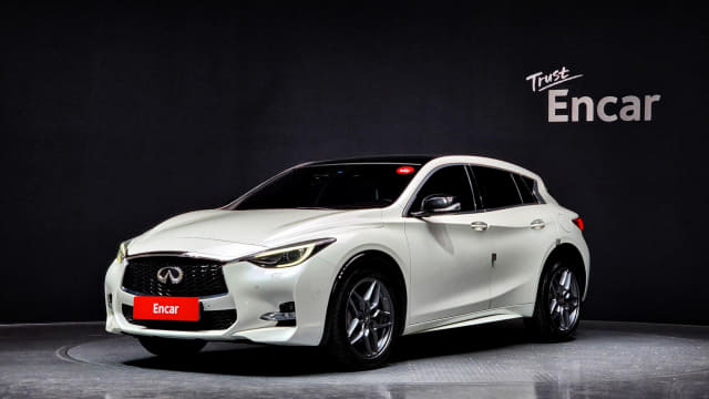 2019 Infiniti Q30