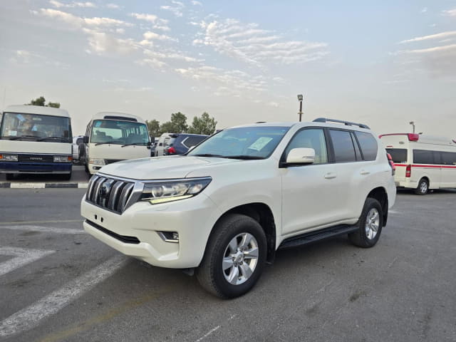 2021 TOYOTA Land Cruiser