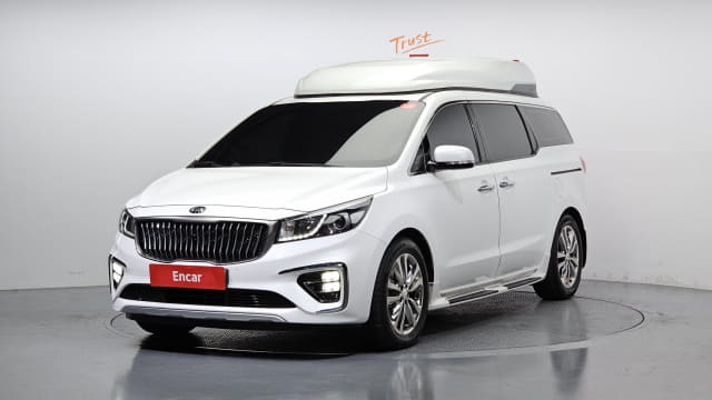 2017 KIA Carnival