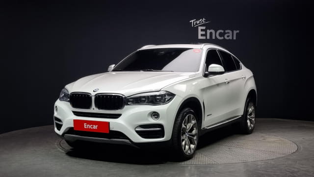 2018 BMW X6, 